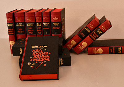 Книги в кожаном переплете